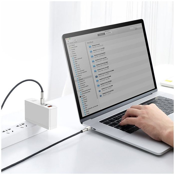 Baseus - USB-C / USB-C Kabel (1m), črna