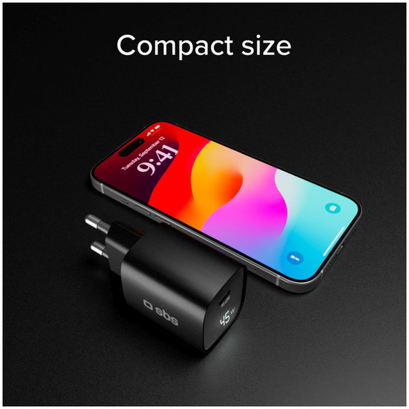Potovalni adapter LCD USB-C, GaN, 45 W PD, črna, SBS