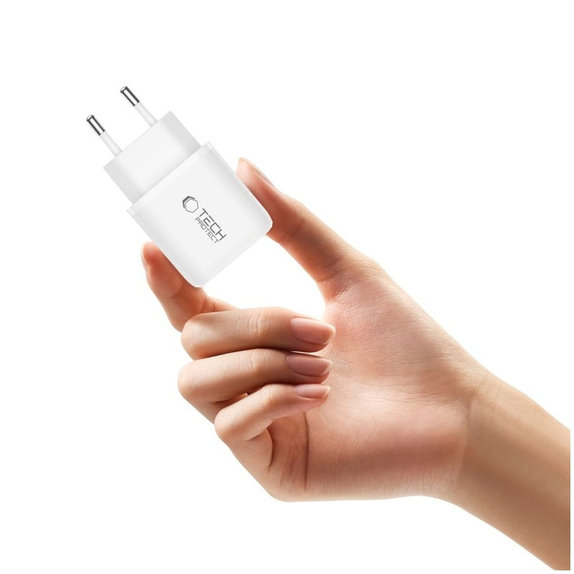 Omrežni polnilnik NCA20 2-PORT PD 20W / QC3.0 + Lightning Cable, bela, Tech-Protect