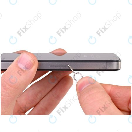 Kovinski izbirnik kartic SIM