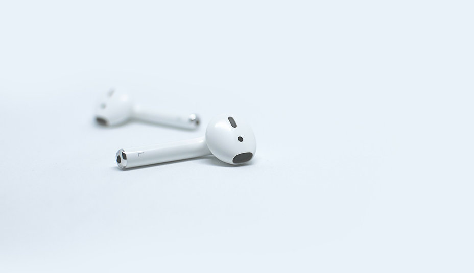 Kako nastaviti nadomestne AirPods ali polnilno ohišje?