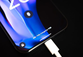 Omejitev polnjenja: zakaj jo iPhone uporablja in kako vam pomaga