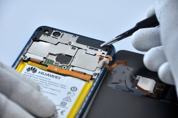 Odstranitev nosilca pokrova