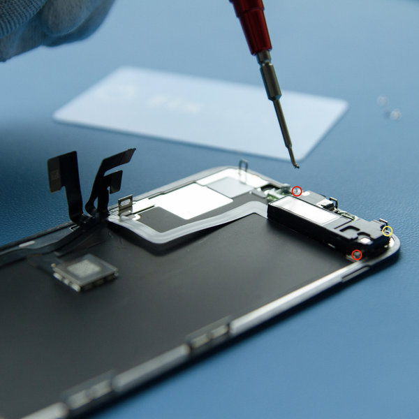 Odvijte sprednji sklop