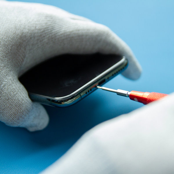 Odstranjevanje pentalobe vijakov