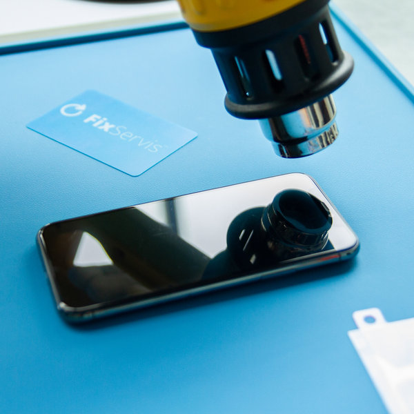 Vse razpoke je treba prekriti s trakom