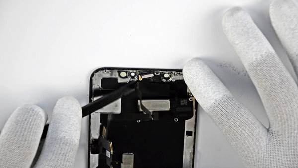 Razstavljanje zvočnika slušalke