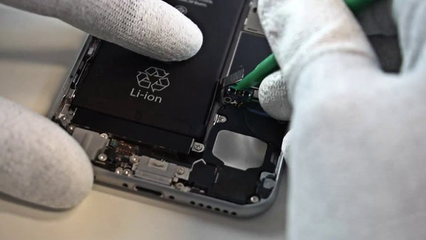 Odklop strelovodnega konektorja